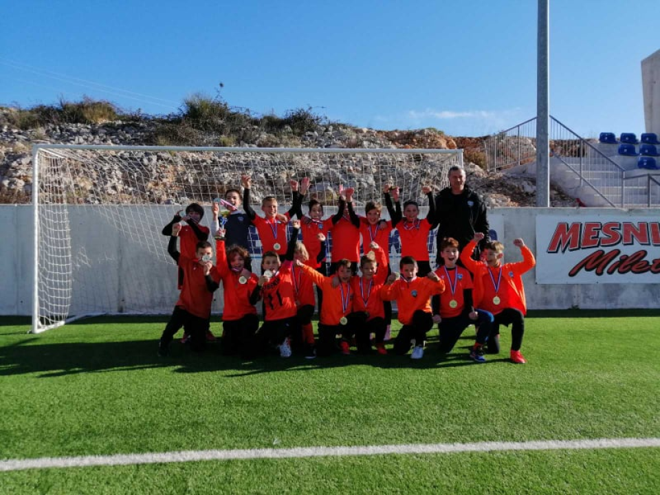 Proteklog tjedna održao se '17. Vodice Cup': Mladi nogometaši HNK Šibenika okitili se zlatnim medaljama 