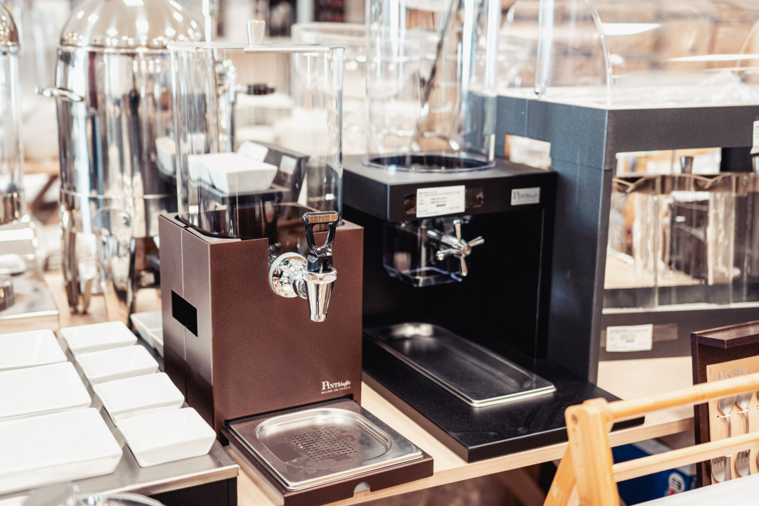 Opremite svoj restoran, bar i stan, sve na jednom mjestu u Mayoku u Vodicama! 