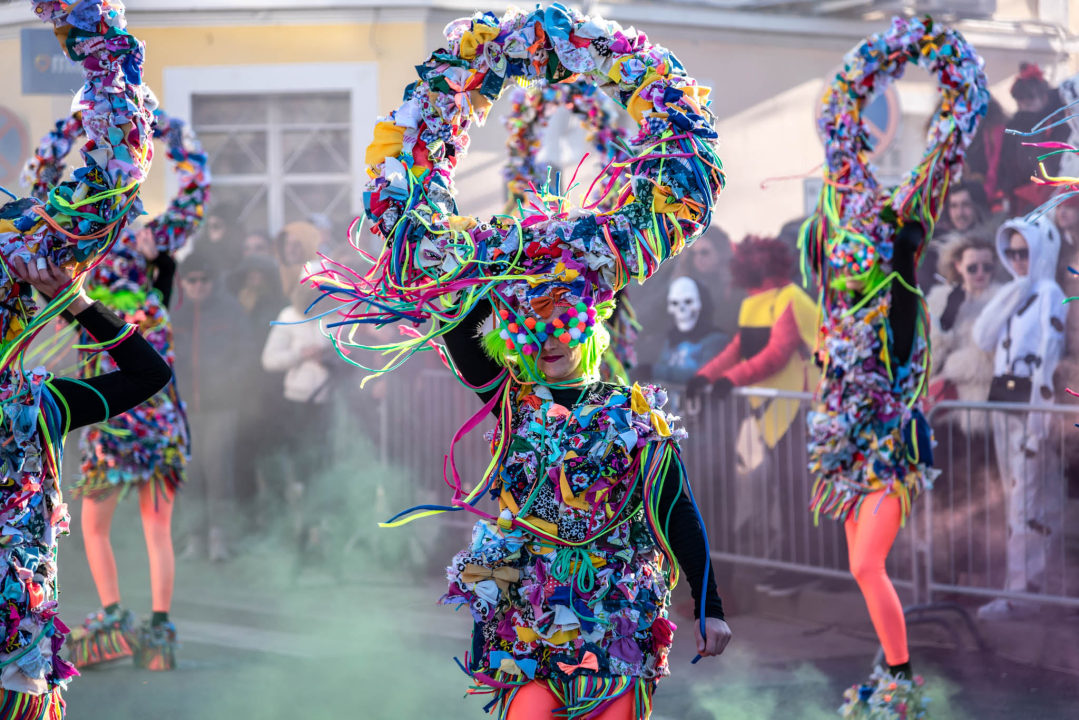 Bake opet napravile ludilo uz ‘Masturbatore s Murtera’, ‘Benkovački sajam’, liječnike i janjetinu