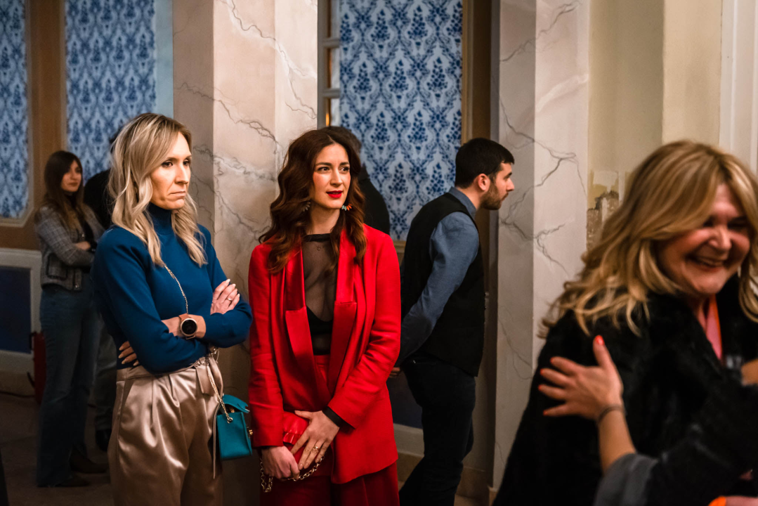 Ženski orkestar do suza nasmijao šibensku publiku, likovi su nam bolno poznati!