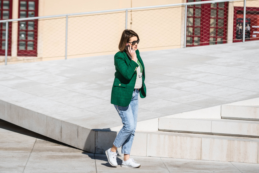 Modno osviještene sugrađanke u điru po gradu otkrit će vam boju sezone! 