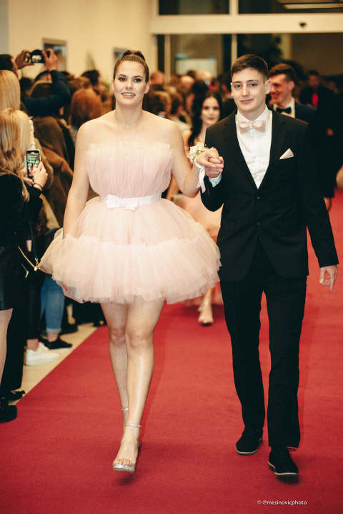 Učenici Medicinske škole u večeri koju će pamtiti do kraja života (1. dio)