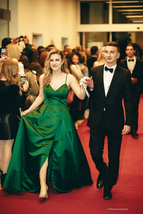 Učenici Medicinske škole u večeri koju će pamtiti do kraja života (1. dio)