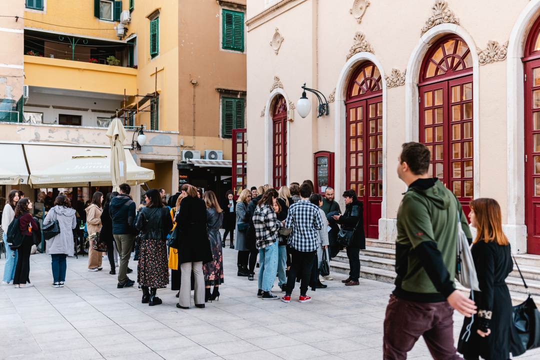 Još večeras u kazalištu pogledajte 'Moju priču' i pomozite Luki Škariću prikupiti novac za operaciju 