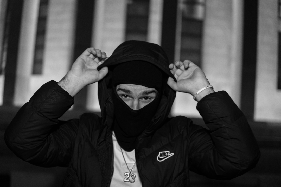 Hip hop iz Drniša podržao i Bore Balboa: Josip Pekas Peki objavio singl Antisocijalan