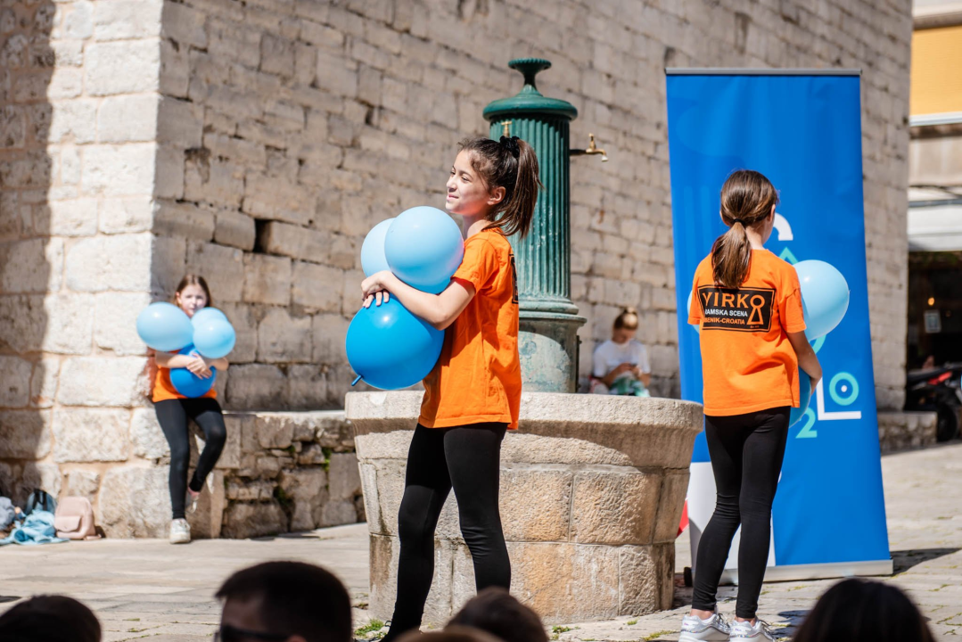 Na današnji dan prije 143 godine Šibenik se po prvi put napio pitke vode s javne špine na Maloj loži 