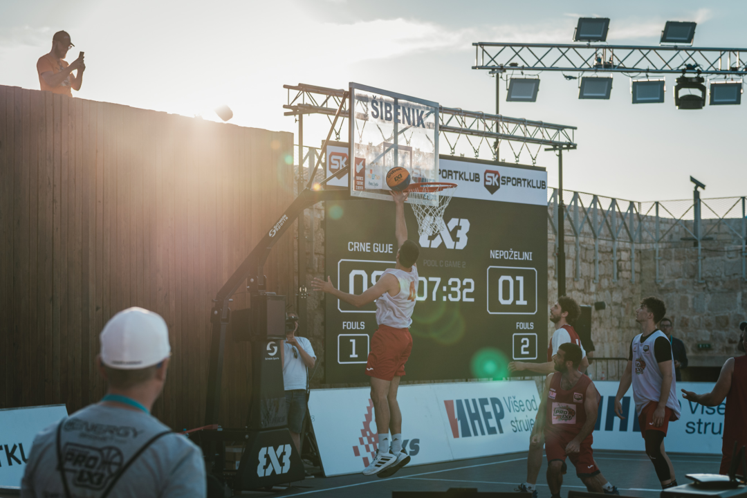 Basket se sinoć igrao na najljepšem igralištu: Tvrđava sv. Mihovila domaćin Pro 3x3 Tour-a