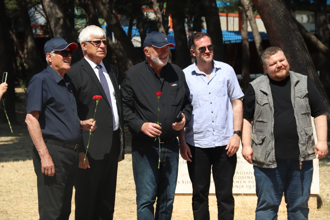 Prošlo je 80 godina od strijeljanja Rade Končara i drugova: U spomen parku položeni vijenci