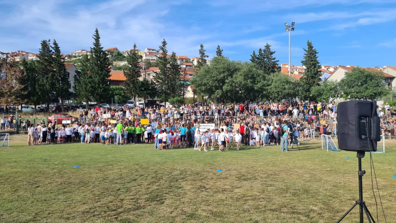 Preko 500 djece na 'Ljubici' u Crnici: Olimpijski festival šibenskih dječjih vrtića
