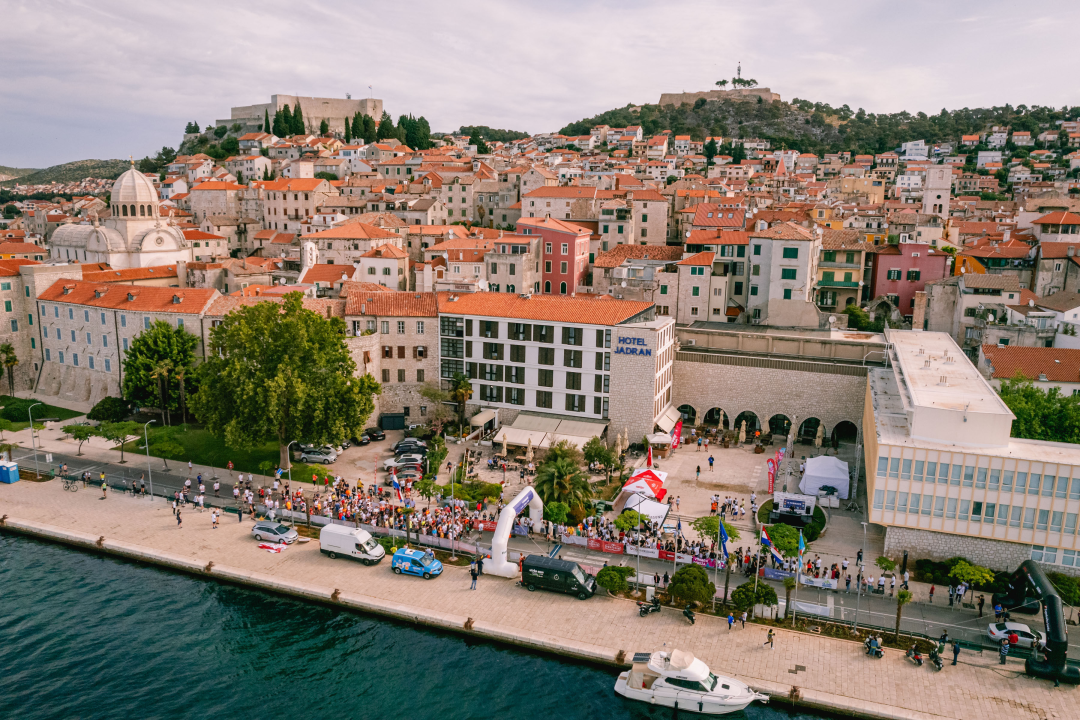 Spektakl u Šibeniku: Pivska milja je bila kao Woodstock, polumaraton završili i brojni Šibenčani