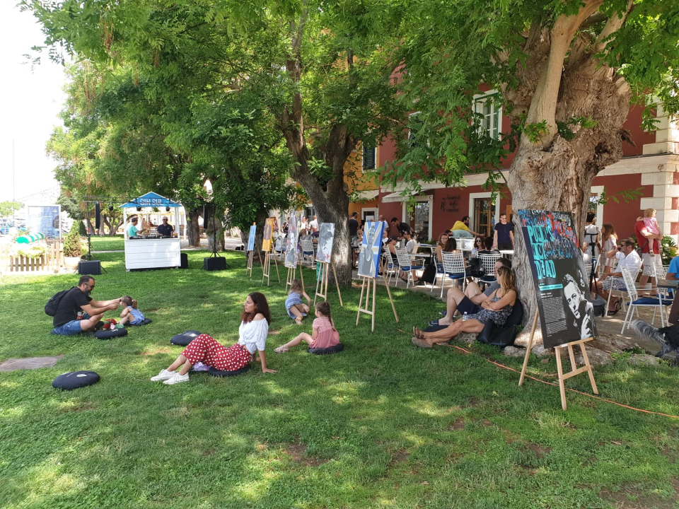 Sajam gramofonskih ploča ispred Azimuta: 'Najbolje ide ex-YU rock osamdesetih, a kupuju dosta i metalci'