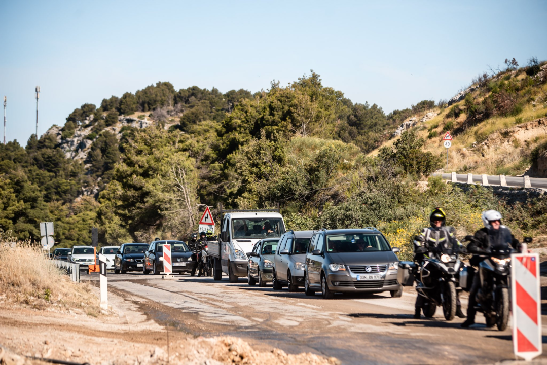 Posjetili smo Žaborić: 'Turisti nam ne dolaze, a Šibenčana je sve manje na plaži. Puna nam je kapa ovih radova' 