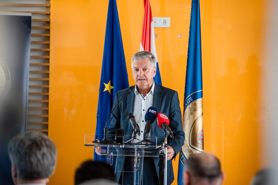 Premijer Plenković otvorio Veteranski centar u Šibeniku: 'Ovo izgleda moćno' 