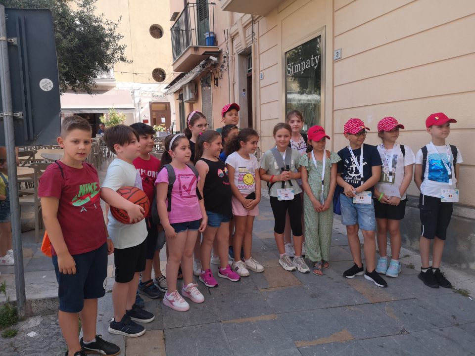 Drugaši iz Brodarice na Erasmusu na Siciliji: Keramičarske radionice, najveće kazalište u Italiji, Cefalù...