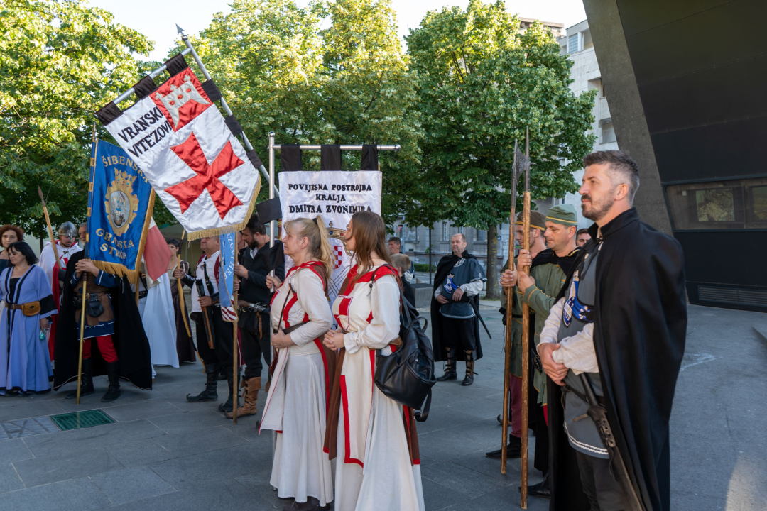 Svečani mimohod, radionice, mačevanje, vatreni show…: Završili ovogodišnji Zvonimirovi dani 