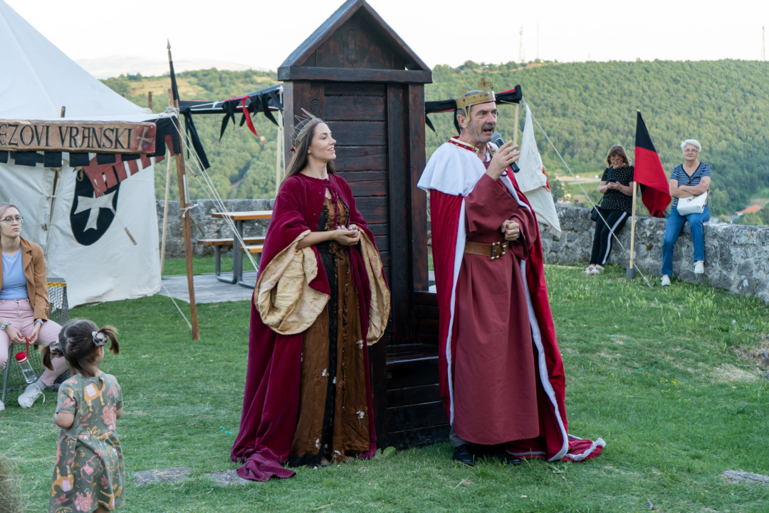 Svečani mimohod, radionice, mačevanje, vatreni show…: Završili ovogodišnji Zvonimirovi dani 