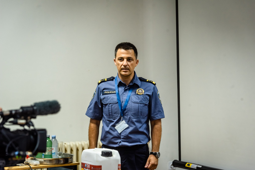 Pao vodički diler: U kući mu našli laboratorij, 500 kg stabljika kanabisa i 16 kg zapakirane marihuane 