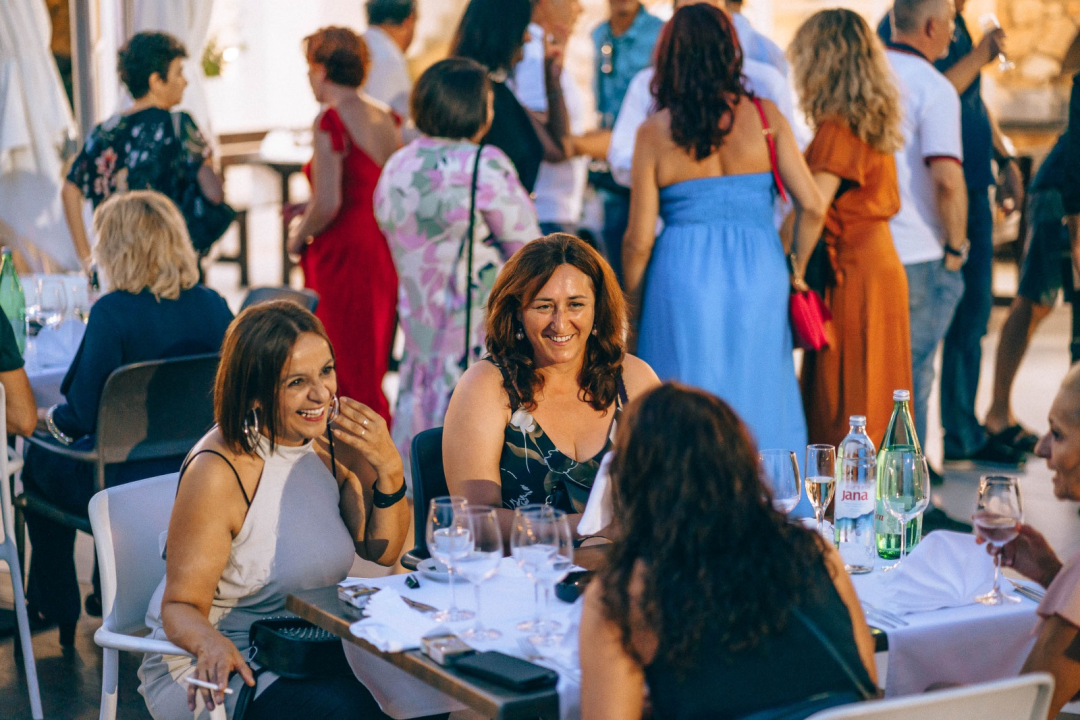 Šibenski maturanti proslavili 35 godina mature. Plesali do zore uz hitove 80-ih