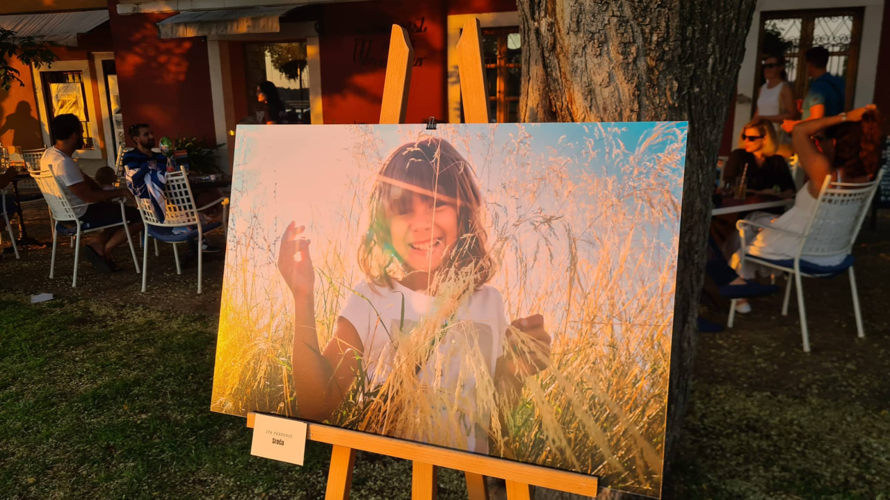 Arsen više nije među nama, ali njegovo djelo živi: Fotografi pokazali kako oni vide 'Djevojku iz moga kraja'