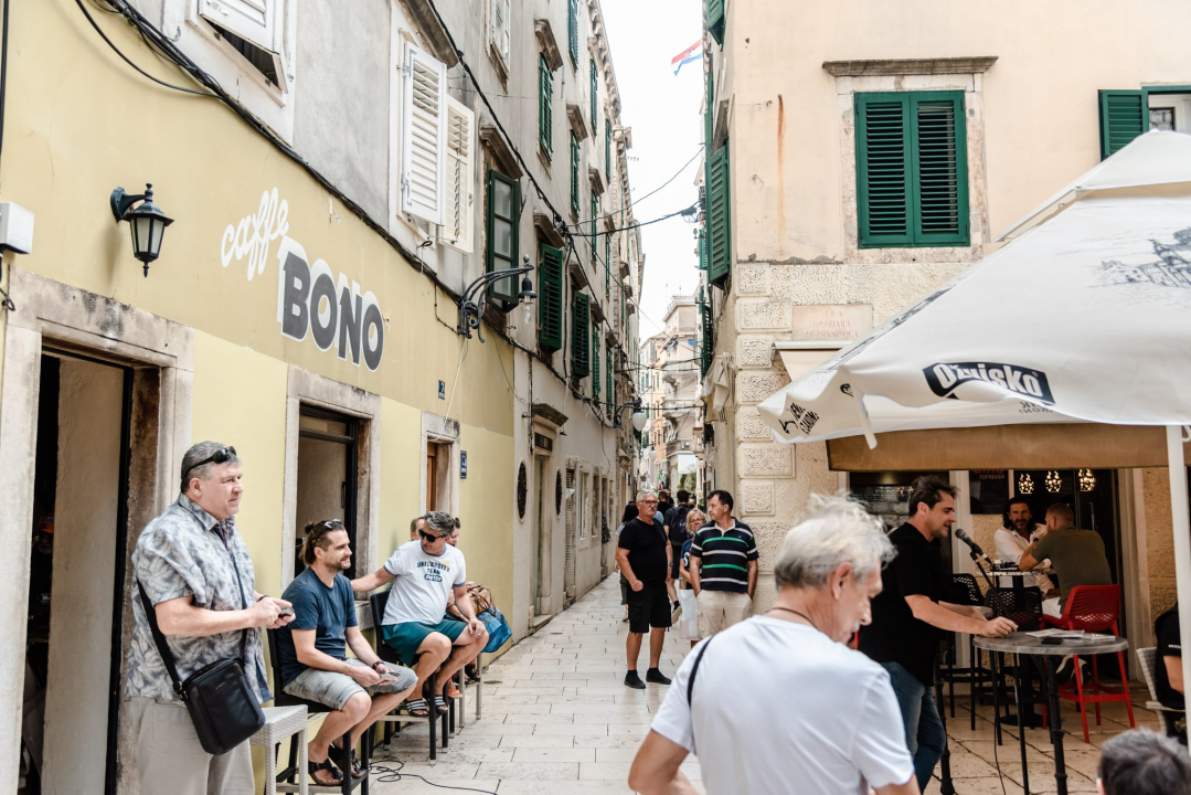 Ideja se rodila u Republici Bono: 'Pjesme su mi predlagali prijatelji glazbenici, ali i obični ljudi' 