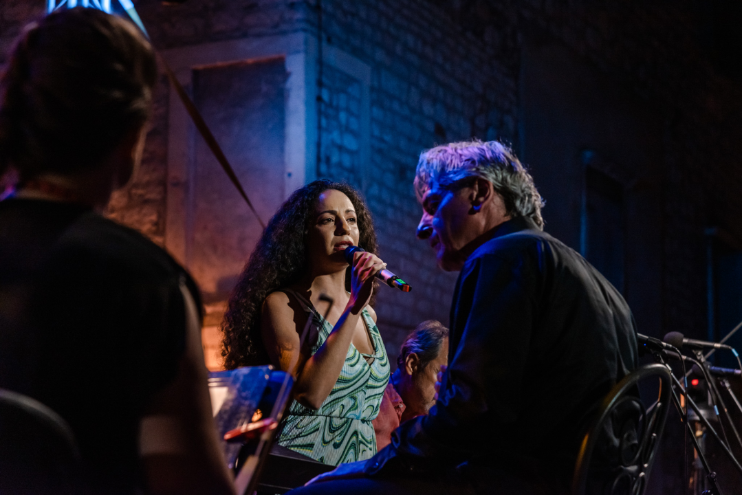 Dok žiri bira pobjednike i dok se zbrajaju glasovi publike, pogledajte fotografije svih izvođača 25. Šansone