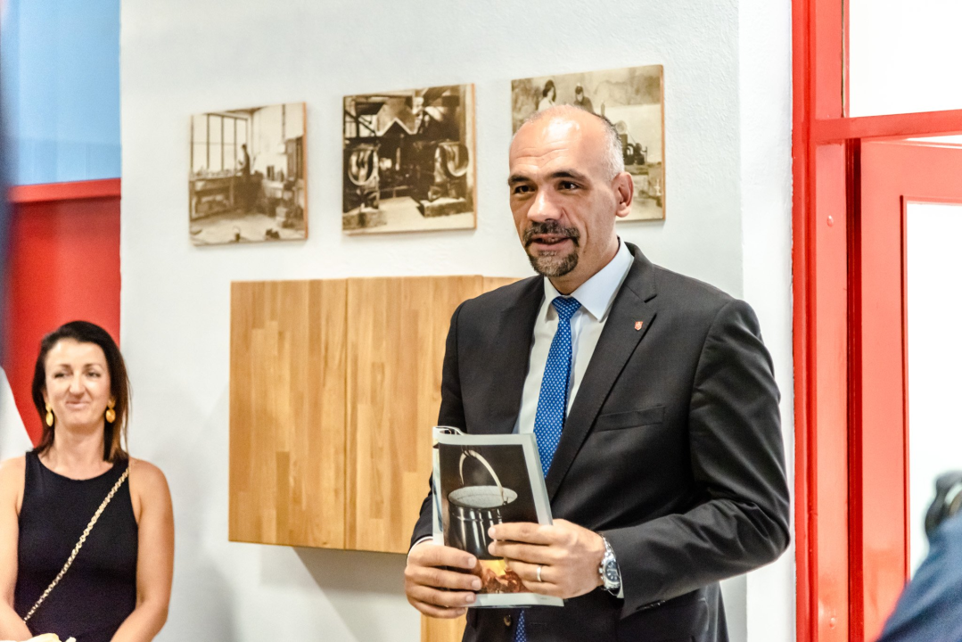 Jedinstveni suvenir: U Vinoplodu predstavljen časopis Iće&amp;piće posvećen našoj županiji