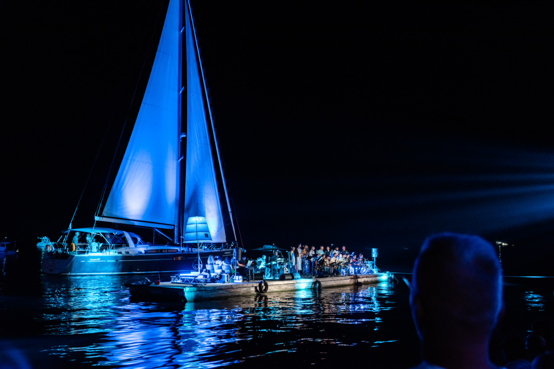 Šibenik 'obojan' u plavo: Vatromet i svjetlosni spektakl za veliku obljetnicu 
