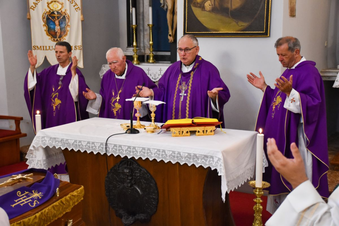 Na Visovcu sahranjen fra Ivan Vidović, miljevački župnik