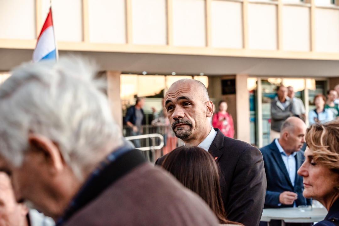 Uz pidoće i klapu u Šibeniku obilježen Dan hrvatskih branitelja: 'U slobodi smo se više dijelili nego spajali'