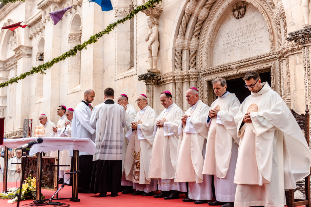 Misu povodom blagdana sv. Mihovila predvodio kotorski biskup mons. Ivan Štironja