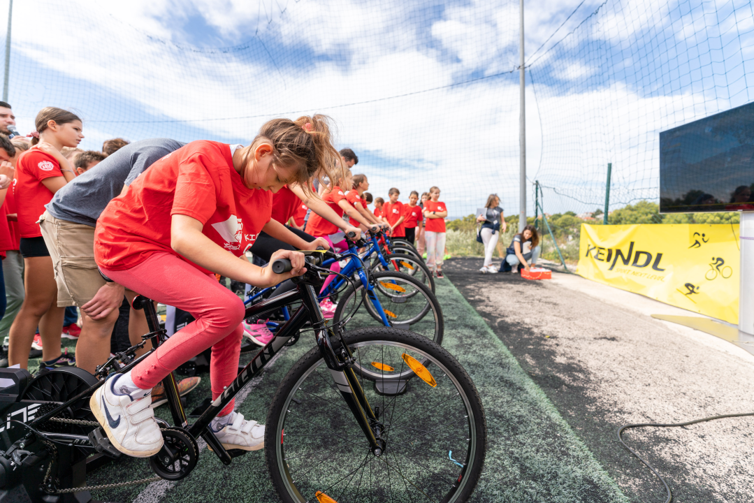 U Primoštenu održan Kids CRO Race: Matija, Leo, Dora i Isabella pobjednici su virtualne utrke 
