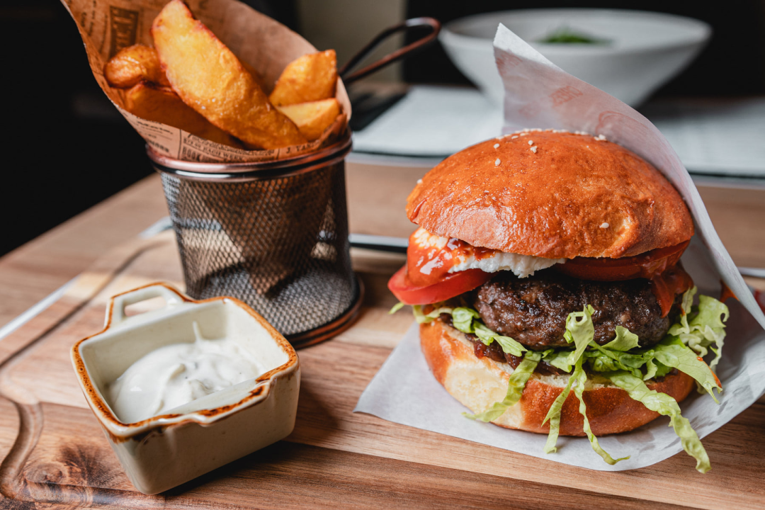 Provedite ugodne jesenske večeri i guštajte u najboljoj pizzi u Victoriji! 