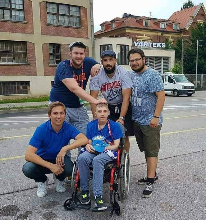 Iza don Ante Škugora prva je godina svećeništva: 'Putujem, idem na utakmice i mladi vide da naši životi nisu toliko različiti'