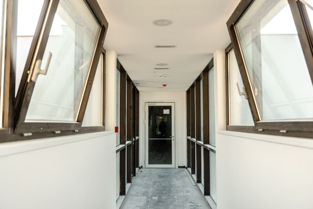 Obišli smo studentski dom Palacin iznutra: Sobe su prostrane, s prekrasnim pogledom na Vrnažu, Mandalinu i Šibenik