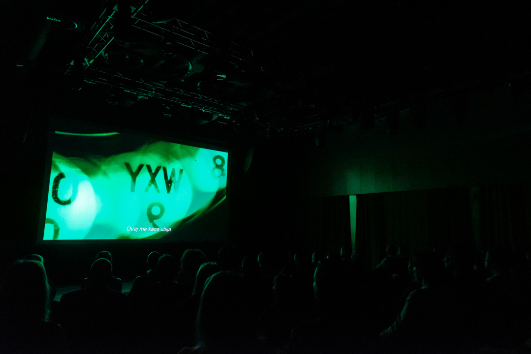 Totalno drugačija projekcija: Prije filma o Bowieju, posjetitelji u Arsenu uživali u glazbi i 'Stardust' koktelima