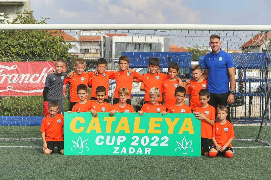 Mladi nogometaši Šibenika (godište 2012.) osvojili turnir u Zadru, u finalu rutinski protiv Hajduka