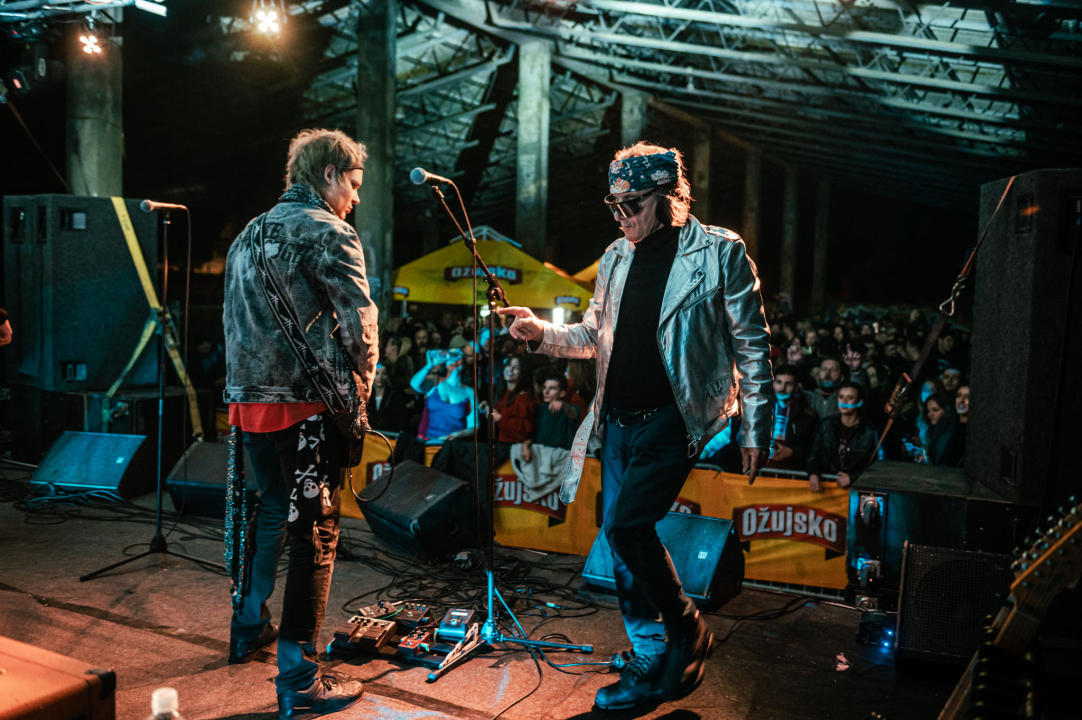 Na Kulturaljci ‘strujale melodije nada generacije’: BluVinil, Jura Stublić, Kuzmu &amp; Shaka Zulu protiv kiše i bure