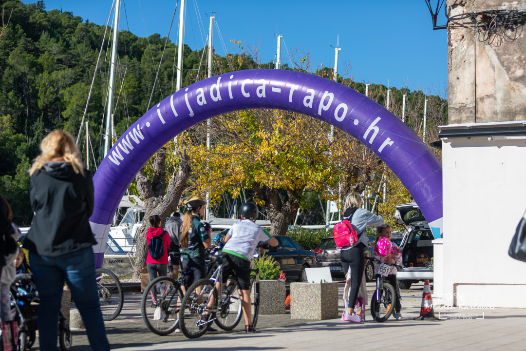 U nedjelju više od 200 sudionika bicikliralo u Skradinu