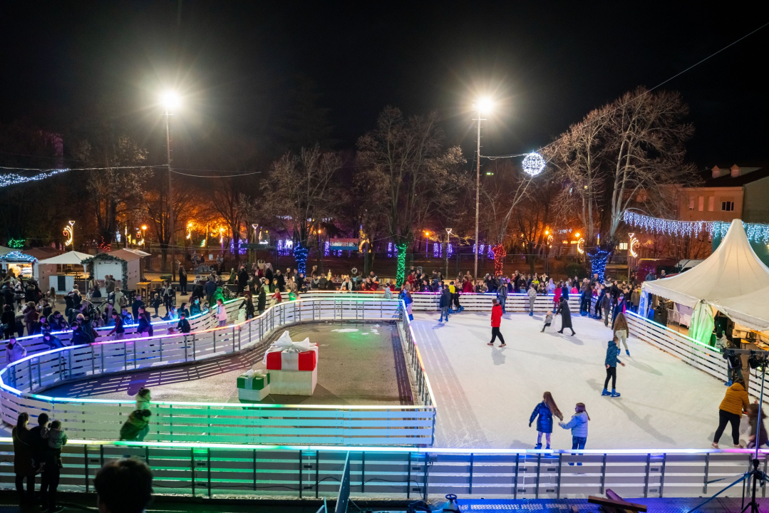 Giuliano&amp;Diktatori otvorili Kraljevski advent u Kninu