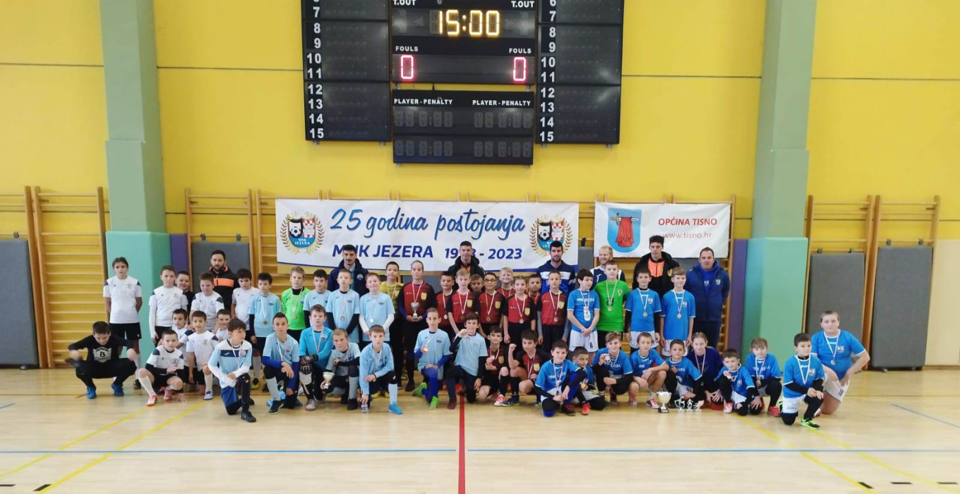 MNK Jezera slavio na futsal turniru do 11 godina