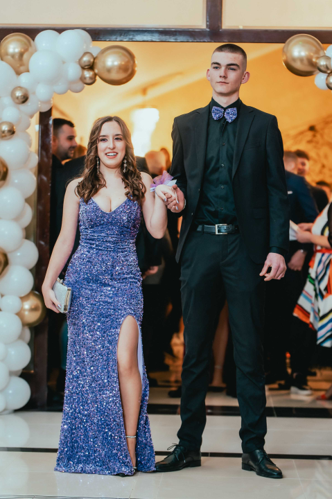 Učenici Prometno-tehničke škole Šibenik poput holivudskih zvijezda na maturalnom plesu (2)