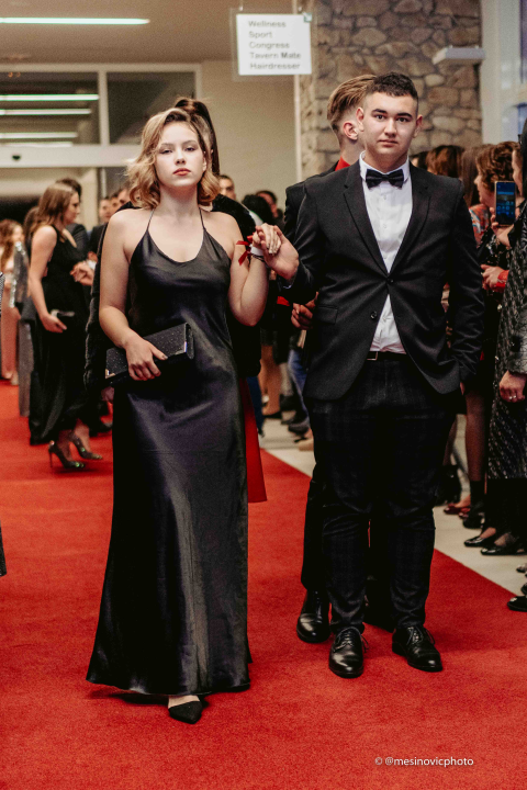 Zavirite na blještavi maturalni ples Turističko-ugostiteljske škole Šibenik (1)