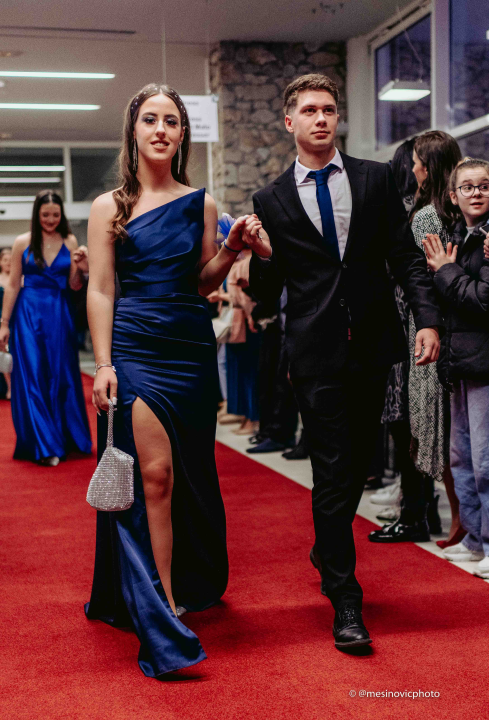 Zavirite na blještavi maturalni ples Turističko-ugostiteljske škole Šibenik (2)