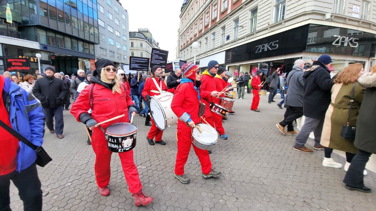 Počeo prosvjed u Zagrebu: 'Mijenjamo Vladu za Matijanića'