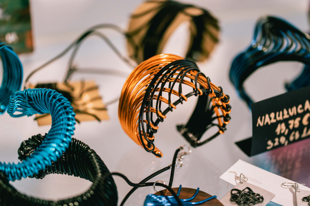 Unikatni nakit u Galeriji Juraj Dalmatinac savršen je poklon za Valentinovo!