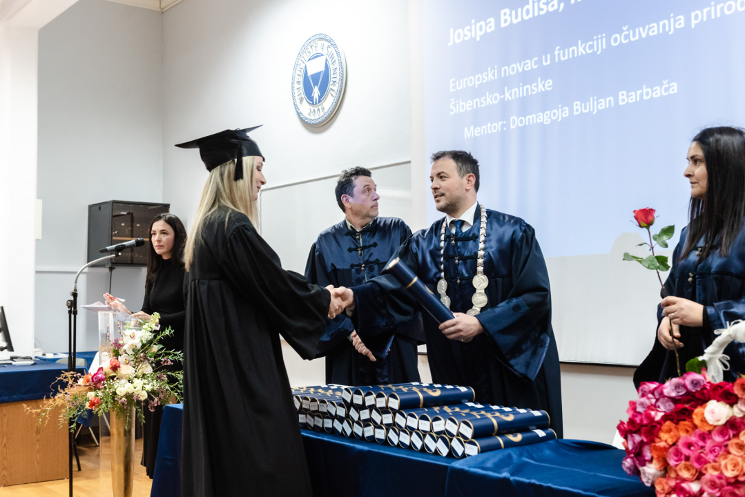 Svečana promocija studenata VUŠ-a: 'Vi ste budućnost naše zemlje i ona će biti onakva kakvom je vi oblikujete'