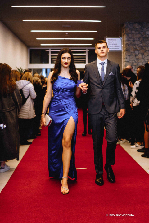 Zavirite na blještavi maturalni ples Tehničke škole Šibenik (1)