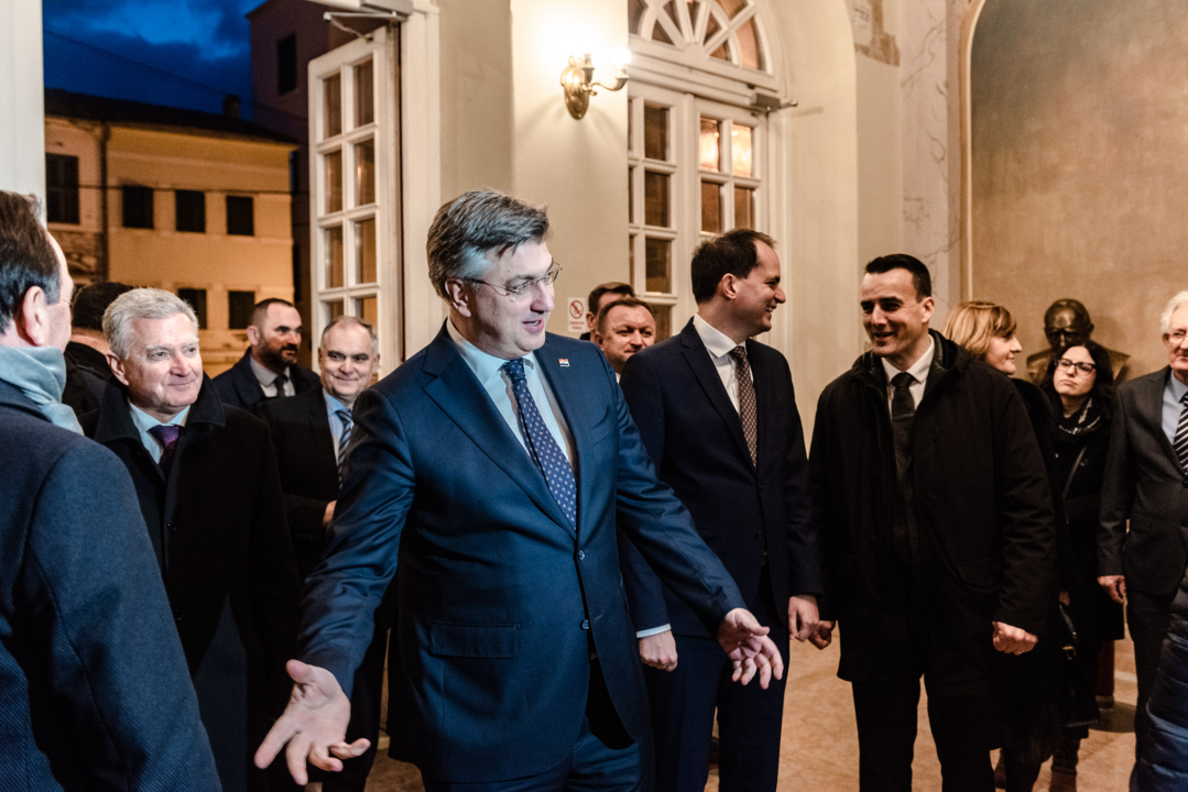 Andrej Plenković na proslavi šibenskog HDZ-a: 'Šibenik je ključan grad na obali, važan za naš identitet i kulturu'