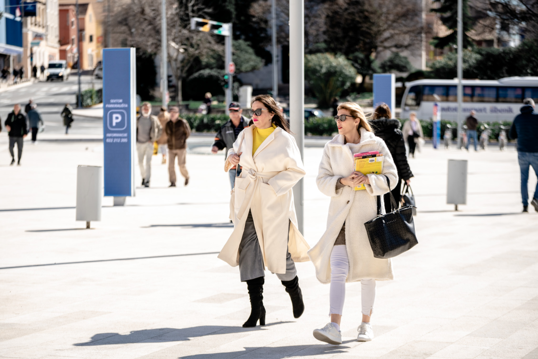 Trendi Šibenčanke ukrale sve poglede u gradu