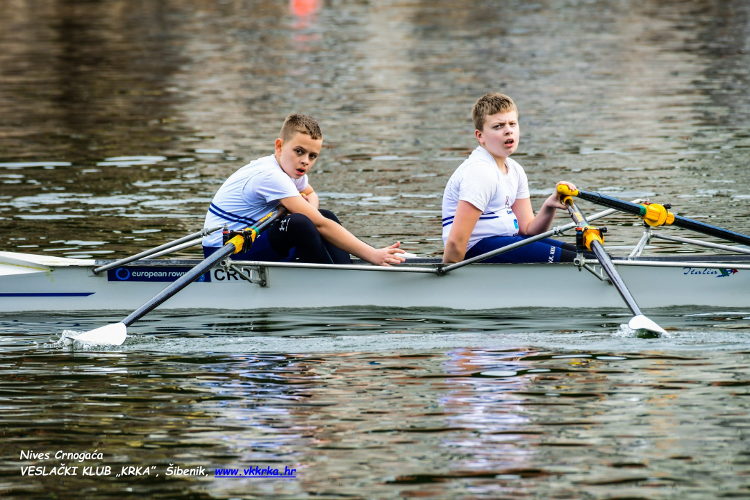 U Zatonu se za vikend okupilo oko 450 sportaša, veslači Krke odlični